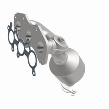 Load image into Gallery viewer, Magnaflow Catalytic Converter Direct Fit Magnaflow 05-07 Toyota Avalon 3.5L Direct Fit Converter