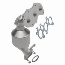 Load image into Gallery viewer, Magnaflow Catalytic Converter Direct Fit Magnaflow 05-07 Toyota Avalon 3.5L Direct Fit Converter