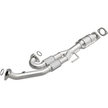 Load image into Gallery viewer, Magnaflow Catalytic Converter Direct Fit Magnaflow 05-08 Nissan Maxima 3.5L Direct Fit Converter