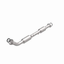 Load image into Gallery viewer, Magnaflow Catalytic Converter Direct Fit Magnaflow 05-12 Toyota Tacoma 2.7L Direct Fit Converter