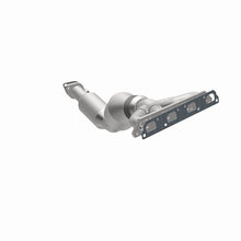 Load image into Gallery viewer, Magnaflow Catalytic Converter Direct Fit Magnaflow 07-08 Mini Cooper 1.6L Direct Fit Catalytic Converter