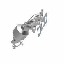 Load image into Gallery viewer, Magnaflow Catalytic Converter Direct Fit Magnaflow 07-09 Hyundai Santa Fe 3.3L Direct Fit Converter