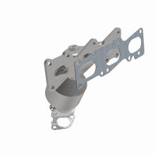 Load image into Gallery viewer, Magnaflow Catalytic Converter Direct Fit Magnaflow 07-09 Hyundai Santa Fe 3.3L Direct Fit Converter
