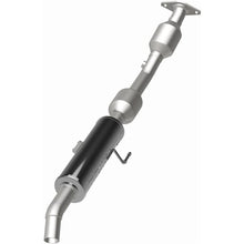 Load image into Gallery viewer, Magnaflow Catalytic Converter Direct Fit Magnaflow 07-11 Toyota Yaris 1.5L Direct Fit Converter