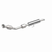 Load image into Gallery viewer, Magnaflow Catalytic Converter Direct Fit Magnaflow 07-11 Toyota Yaris 1.5L Direct Fit Converter