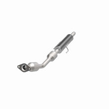 Load image into Gallery viewer, Magnaflow Catalytic Converter Direct Fit Magnaflow 07-11 Toyota Yaris 1.5L Direct Fit Converter