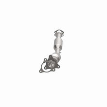 Load image into Gallery viewer, Magnaflow Catalytic Converter Direct Fit Magnaflow 08-11 Chevrolet HHR 2.2L Direct Fit Converter