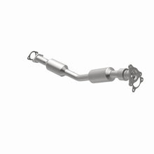 Load image into Gallery viewer, Magnaflow Catalytic Converter Direct Fit Magnaflow 08-11 Chevrolet HHR 2.2L Direct Fit Converter
