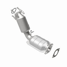Load image into Gallery viewer, Magnaflow Catalytic Converter Direct Fit Magnaflow 09-12 Infiniti FX35 3.5L Direct Fit Converter