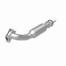 Load image into Gallery viewer, Magnaflow Catalytic Converter Direct Fit Magnaflow 10-11 Cadillac CTS 3.0L Direct Fit Converter
