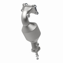 Load image into Gallery viewer, Magnaflow Catalytic Converter Direct Fit MagnaFlow 10-12 Chevrolet Equinox 3.0L DF Converter
