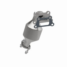 Load image into Gallery viewer, Magnaflow Catalytic Converter Direct Fit MagnaFlow 10-12 Chevrolet Equinox 3.0L DF Converter