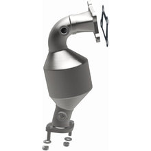 Load image into Gallery viewer, Magnaflow Catalytic Converter Direct Fit MagnaFlow 10-12 Chevrolet Equinox 3.0L DF Converter