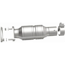 Load image into Gallery viewer, Magnaflow Catalytic Converter Direct Fit Magnaflow 11-12 Chevrolet Malibu 2.4L Direct Fit Converter