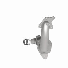 Load image into Gallery viewer, Magnaflow Catalytic Converter Direct Fit Magnaflow 11-13 Nissan Juke 1.6L Direct Fit Converter