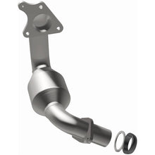 Load image into Gallery viewer, Magnaflow Catalytic Converter Direct Fit Magnaflow 11-13 Nissan Juke 1.6L Direct Fit Converter