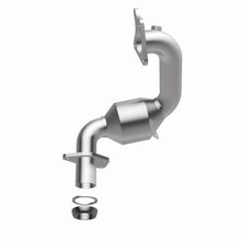 Load image into Gallery viewer, Magnaflow Catalytic Converter Direct Fit Magnaflow 11-13 Nissan Juke 1.6L Direct Fit Converter