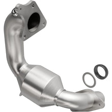 Load image into Gallery viewer, Magnaflow Catalytic Converter Direct Fit Magnaflow 11-13 Nissan Juke 1.6L Direct Fit Converter