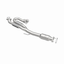 Load image into Gallery viewer, Magnaflow Catalytic Converter Direct Fit Magnaflow 11-13 Nissan Maxima 3.5L Direct Fit Converter