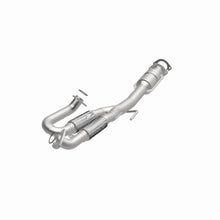 Load image into Gallery viewer, Magnaflow Catalytic Converter Direct Fit Magnaflow 11-13 Nissan Maxima 3.5L Direct Fit Converter