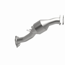 Load image into Gallery viewer, Magnaflow Catalytic Converter Direct Fit Magnaflow 11-15 Audi Q7 3.0L Direct Fit Converter