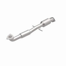 Load image into Gallery viewer, Magnaflow Catalytic Converter Direct Fit Magnaflow 12-13 Buick Verano 2.4L Direct Fit Converter