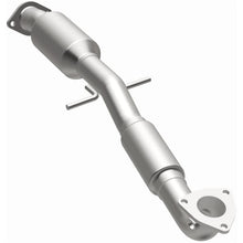 Load image into Gallery viewer, Magnaflow Catalytic Converter Direct Fit Magnaflow 12-13 Buick Verano 2.4L Direct Fit Converter