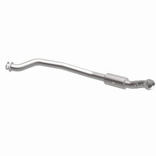 Load image into Gallery viewer, Magnaflow Catalytic Converter Direct Fit Magnaflow 12-17 Dodge Durango / 13-17 Jeep Grand Cherokee Direct Fit CARB Compliant Converter