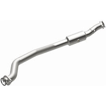Load image into Gallery viewer, Magnaflow Catalytic Converter Direct Fit Magnaflow 12-17 Dodge Durango / 13-17 Jeep Grand Cherokee Direct Fit CARB Compliant Converter