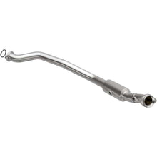Load image into Gallery viewer, Magnaflow Catalytic Converter Direct Fit Magnaflow 12-17 Dodge Durango / 13-17 Jeep Grand Cherokee Direct Fit CARB Compliant Converter