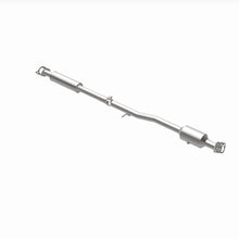 Load image into Gallery viewer, Magnaflow Catalytic Converter Direct Fit Magnaflow 14-15 Kia Sportage 2.4L Direct Fit Cat Converter