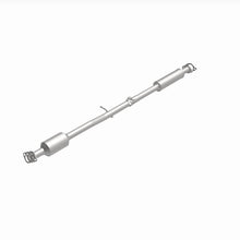 Load image into Gallery viewer, Magnaflow Catalytic Converter Direct Fit Magnaflow 14-15 Kia Sportage 2.4L Direct Fit Cat Converter