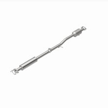 Load image into Gallery viewer, Magnaflow Catalytic Converter Direct Fit Magnaflow 14-15 Kia Sportage 2.4L Direct Fit Cat Converter