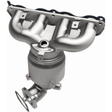 Load image into Gallery viewer, Magnaflow Catalytic Converter Direct Fit Magnaflow 14-16 Kia Forte 1.8L Direct Fit Cat Converter