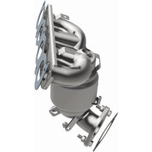Load image into Gallery viewer, Magnaflow Catalytic Converter Direct Fit Magnaflow 14-16 Kia Forte 1.8L Direct Fit Cat Converter
