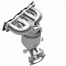 Load image into Gallery viewer, Magnaflow Catalytic Converter Direct Fit Magnaflow 14-16 Kia Forte 1.8L Direct Fit Cat Converter