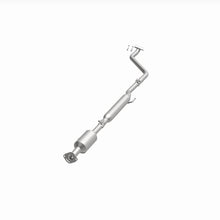 Load image into Gallery viewer, Magnaflow Catalytic Converter Direct Fit Magnaflow 14-16 Kia Forte 1.8L Direct Fit Cat Converter (California Grade)