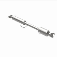 Load image into Gallery viewer, Magnaflow Catalytic Converter Direct Fit Magnaflow 14 Hyundai Sonata 2.4L Direct Fit Cat Converter