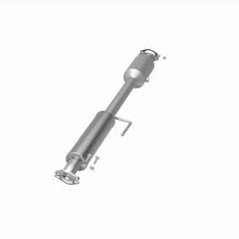 Load image into Gallery viewer, Magnaflow Catalytic Converter Direct Fit Magnaflow 14 Hyundai Sonata 2.4L Direct Fit Cat Converter