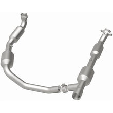 Load image into Gallery viewer, Magnaflow Catalytic Converter Direct Fit Magnaflow 2006 Ford E-250 5.4L Direct Fit Converter