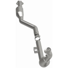 Load image into Gallery viewer, Magnaflow Catalytic Converter Direct Fit Magnaflow 2006 Mercedes-Benz CL500 5.0L Direct Fit Converter