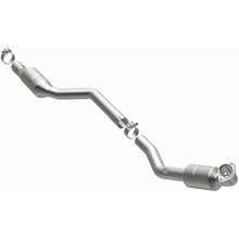 Load image into Gallery viewer, Magnaflow Catalytic Converter Direct Fit Magnaflow 2006 Mercedes-Benz SL500 5.0L Direct Fit Converter
