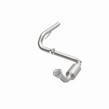 Load image into Gallery viewer, Magnaflow Catalytic Converter Direct Fit Magnaflow 2007 Chevrolet Silverado 1500 Classic 6.0L Direct Fit Converter