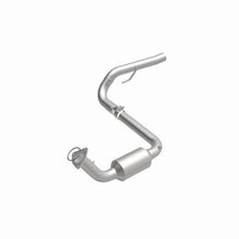 Load image into Gallery viewer, Magnaflow Catalytic Converter Direct Fit Magnaflow 2007 Chevrolet Silverado 1500 Classic 6.0L Direct Fit Converter