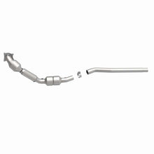 Load image into Gallery viewer, Magnaflow Catalytic Converter Direct Fit Magnaflow 2008 Volkswagen Passat 2.0L Direct Fit Converter