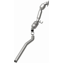 Load image into Gallery viewer, Magnaflow Catalytic Converter Direct Fit Magnaflow 2008 Volkswagen Passat 2.0L Direct Fit Converter