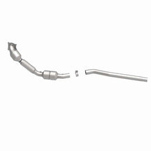 Load image into Gallery viewer, Magnaflow Catalytic Converter Direct Fit Magnaflow 2008 Volkswagen Passat 2.0L Direct Fit Converter