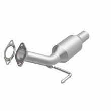 Load image into Gallery viewer, Magnaflow Catalytic Converter Direct Fit Magnaflow 2013 Buick Encore 1.4L Direct Fit Converter