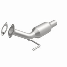 Load image into Gallery viewer, Magnaflow Catalytic Converter Direct Fit Magnaflow 2013 Buick Encore 1.4L Direct Fit Converter