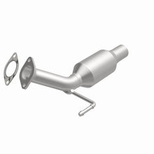 Load image into Gallery viewer, Magnaflow Catalytic Converter Direct Fit Magnaflow 2013 Buick Encore 1.4L Direct Fit Converter